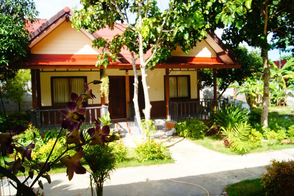 Lanta Sky House Hotell Ko Lanta Exteriör bild